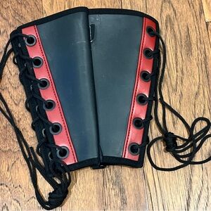 Sportsheets Saffron Gauntlet Cuffs Black & Red Lace Up